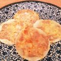 mayunaCook's cooksnap of when they made 餃子の皮でイカの塩辛チーズ焼き.