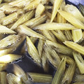 りあしりゅママ's cooksnap of when they made 簡単、ふきと油揚げの煮物.
