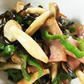 ぱりえってぃ's cooksnap of when they made ピーマンの塩昆布炒め.