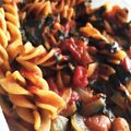 himinya's cooksnap of when they made カレー風味トマトパスタ.