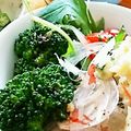 ユーロン's cooksnap of when they made 材料3つ♡新玉ねぎとレタスのおかかサラダ.