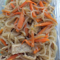 万年新人嫁's cooksnap of when they made ＊糸コンと油揚げの煮物＊.