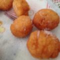 しげぴ's cooksnap of when they made 簡単さく♡ふわ サーターアンダギー.