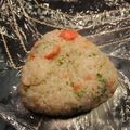ジョングレ's cooksnap of when they made シャケフレークで簡単うまうまおにぎり.