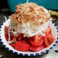 まやクマ's cooksnap of when they made 新玉ねぎのサラダ〜トマトがドレッシングに.