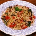 ﾗｯｾﾙ2000's cooksnap of when they made ツナと春菊とトマトソースのスパゲッティ☆.