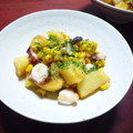 かこ☆かっちゃん's cooksnap of when they made タコとじゃがいもの焼きとうもろこし炒め.
