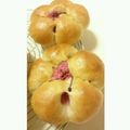 ＝kimi＝'s cooksnap of when they made 桜咲く＊抹茶桜あんぱん＊お花見にも.
