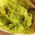 頑張れ健康生活！'s cooksnap of when they made シンプルおつまみ☆アボカドディップ.