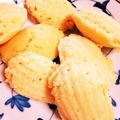 ふわふわしっかり's cooksnap of when they made 混ぜるだけ！しっとり美味しい！マドレーヌ.