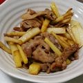 みーちゃん☆しーくん's cooksnap of when they made じゃがいもと豚肉の炒め物.