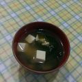 ラリー＆サラ's cooksnap of when they made 一番早い! 豆腐とワカメの味噌汁.