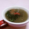 赤い電話's cooksnap of when they made 即席☆とろろ昆布と梅干しのお吸い物.