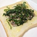 たなばたねずみ's cooksnap of when they made 簡単朝食❤ゆかりマヨトースト❤.