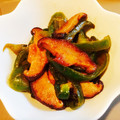 OoTOMOoO's cooksnap of when they made ＊ピーマンとしいたけの炒め物＊.