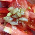 ハワイカイルア's cooksnap of when they made 玉ねぎトマトサラダ.