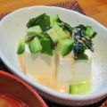 ワインパープル's cooksnap of when they made ＊きゅうりとワカメの冷や奴＊胡麻ドレ.