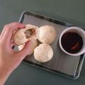 BlueStuck4's cooksnap of when they made 中華まんを鉄フライパンで作りました。具は.