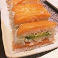 rinsworld's cooksnap of when they made ★簡単★サーモン♥アボカド♥チーズ寿司.