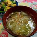 SunnyMaple's cooksnap of when they made えのきとレタスの健康スープ.