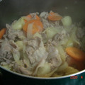 しょうこ1818's cooksnap of when they made 簡単☆15分でほっくり肉じゃが.
