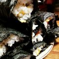 まやクマ's cooksnap of when they made ちょいピリ☆ キムチ＆炒り卵の海苔巻き.