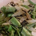 daigo1015's cooksnap of when they made ピーマンと玉ねぎの塩昆布和え.