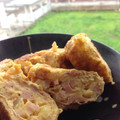 h0shi's cooksnap of when they made ✽ベーコンと玉ねぎの卵焼き✽.