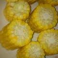 娘らぶまま's cooksnap of when they made 簡単♪レンジで5分 とうもろこし チン.
