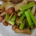 ギバ肉's cooksnap of when they made 簡単 副菜！ アスパラの バター醤油炒め.