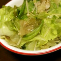 サトモユリア's cooksnap of when they made レタスとえのきのさっと炒め.