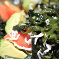 しあわせな食卓's cooksnap of when they made しらすとワカメとトマトの酢の物.