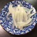 まいちゃちゃん's cooksnap of when they made 玉ねぎピクルス.