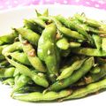 よぴ５７'s cooksnap of when they made ビールがすすむ枝豆のペペロンチーノ.