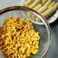 〜お鶴〜's cooksnap of when they made とうもろこしの粒☆キレイに取る方法.