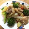 あらいけ。's cooksnap of when they made 鶏もも肉とじゃがいもの塩麹炒め.