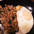 ｗａｔａｃｈａｉ's cooksnap of when they made もやしとおくらの味噌そぼろ丼.