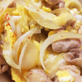 はち公82's cooksnap of when they made 簡単＊柔らかお肉&とろとろ卵の親子丼.