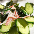 Kちやん☺'s cooksnap of when they made *ワカメ・きゅうり・カニカマの酢の物*.