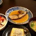 kikikko's cooksnap of when they made ヘルシーおかず；ぶりの煮付け.