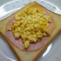 reiyan1956's cooksnap of when they made やみつき♬コーンマヨ＊ハムトースト.