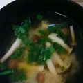taako1552's cooksnap of when they made しめじと玉ねぎのみそ汁.