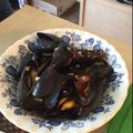 ぽん1208's cooksnap of when they made ムール貝のガーリックトマト白ワイン蒸し.