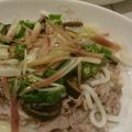初心者のおっさん's cooksnap of when they made 茄子とオクラの焼肉うどん.