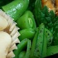 めかにか's cooksnap of when they made あと一品＊スナップえんどうのゆかり和え.