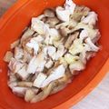 うえ乃's cooksnap of when they made ルクエでキノコとささ身の味噌蒸し☆.