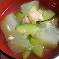 37chan♪'s cooksnap of when they made 冬瓜とカニ缶のあっさり和風スープ.