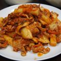noborifuji's cooksnap of when they made 激ウマ♡トッポギと鶏の韓国炒め.