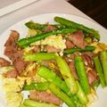 はるりおん２０５'s cooksnap of when they made ふわ♪ツヤ♪卵とアスパラの中華炒め.