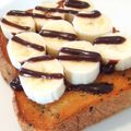 晩酌天国's cooksnap of when they made 超簡単な朝ごはん♪チョコバナナトースト.